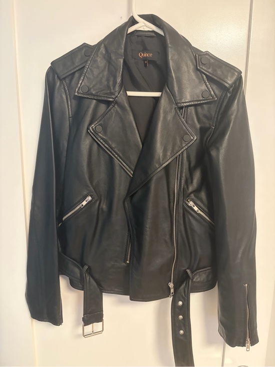 Quince Jackets & Blazers - NWOT Quince 100% Top-Grain Leather Motorcycle Jacket Black - Size M